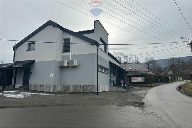 Lokal handlowo-usługowy wolnostojący z parkingiem