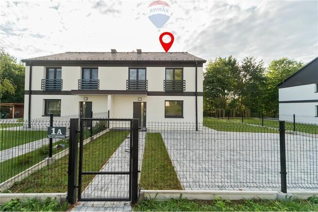 Nowy, ekonomiczny dom w zabudowie bliźniaczej.