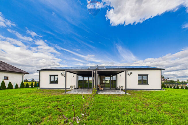 Nowy dom w zabudowie bliźniaczej (lewa strona)