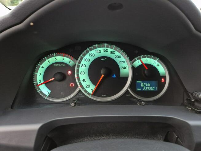 Corolla Verso 1.6 benzyna Terra 110km klima HAK czujniki SERWIS 2008