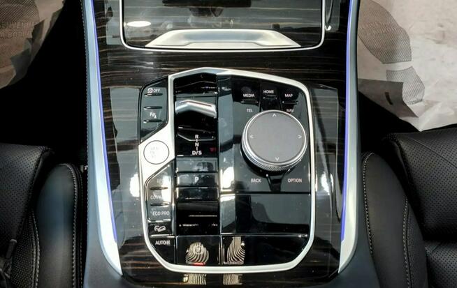 BMW X5 xDrive30d rabat 110 403 zł