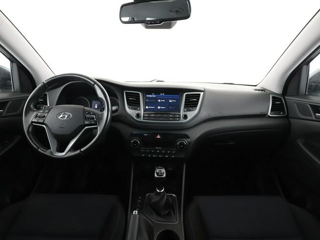 Hyundai Tucson Navi Czujniki parkowania Klimatyzacja Podgrzewane fotele Bluetooth