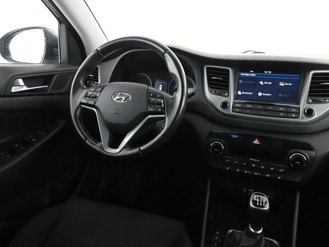 Hyundai Tucson Navi Czujniki parkowania Klimatyzacja Podgrzewane fotele Bluetooth