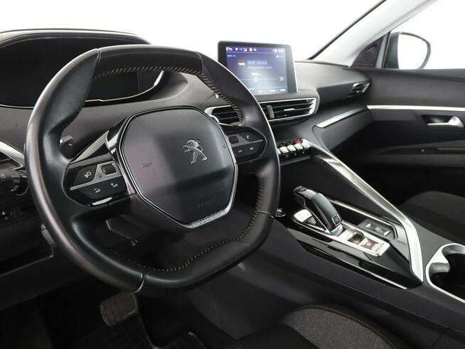 Peugeot 3008 FV23% automat navi kamera grzane fotele LED virtual