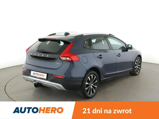 Volvo V40 2.0D Cross Country Plus Tempomat Nawigacja ParkAssist Kamera Full LED