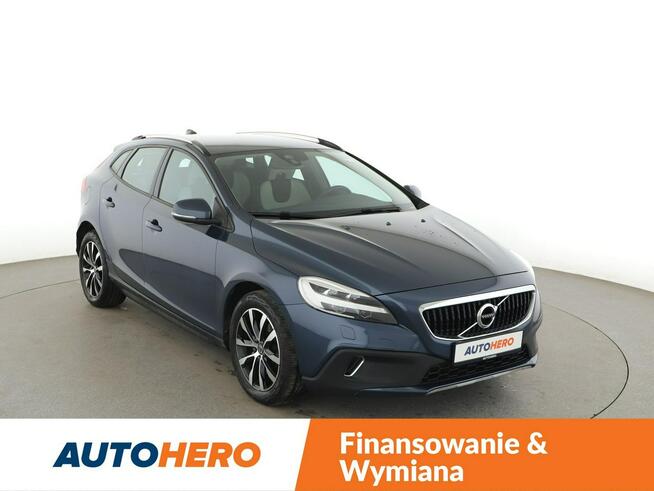 Volvo V40 2.0D Cross Country Plus Tempomat Nawigacja ParkAssist Kamera Full LED