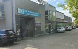 nieruchomość komercyjna