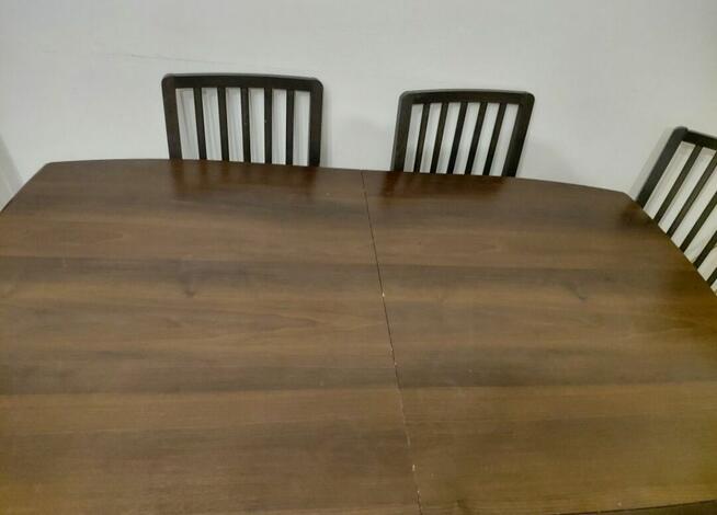 Stół z 6 krzesłami