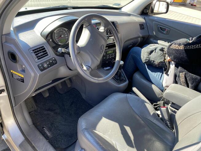 hyndai tucson 2006 rok w legnicy.