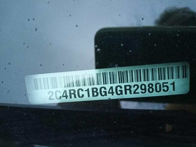 Sprzedam Chryslera z motorem 3,6 .