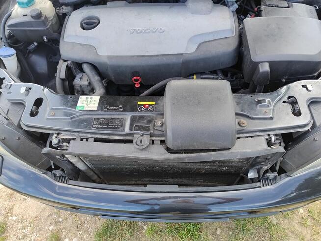 Volvo XC90 D5 AWD summum zamienię