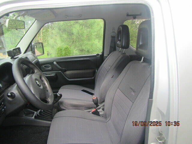 Sprzedam Suzuki Jimny 4X4