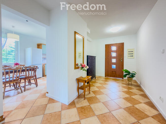 Dom w Ostródzie przy jeziorze, ul.Brzegowa, 7 pok.