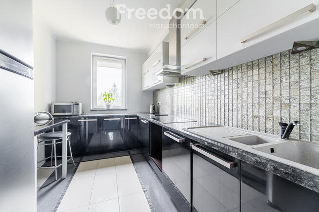 Dwupoziomowe mieszkanie z poddaszem – Pruszków