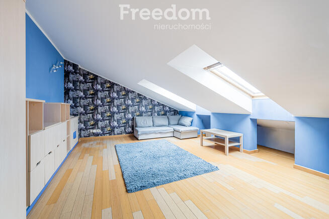 Dwupoziomowe mieszkanie z poddaszem – Pruszków