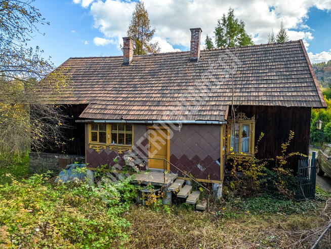 Drewniany dom z duszą, który czeka na Ciebie