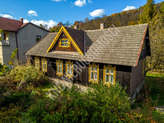 Drewniany dom z duszą, który czeka na Ciebie