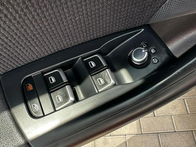 Audi Q3 2x S-LINE! LED Bixenon Półskóra Grzane Fotele Navi Tempomat GWARANCJA