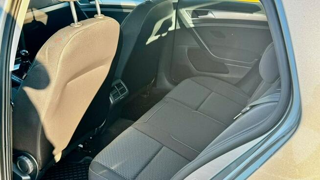 Volkswagen Golf Bluemotion / 1,5 TSI / Gwarancja / 40 569 NETTO / 49 900 BRUTTO