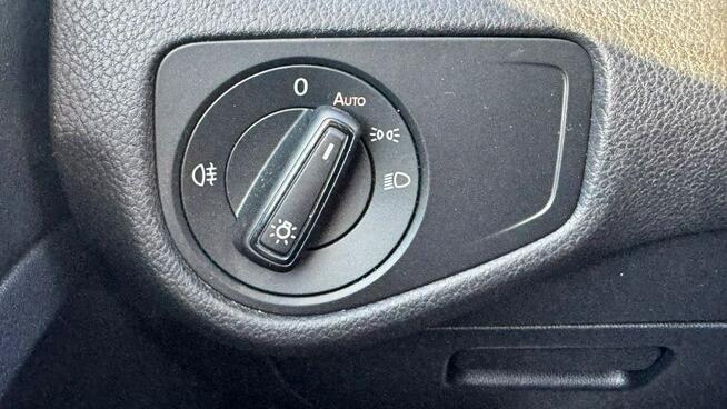 Volkswagen Golf Bluemotion / 1,5 TSI / Gwarancja / 40 569 NETTO / 49 900 BRUTTO