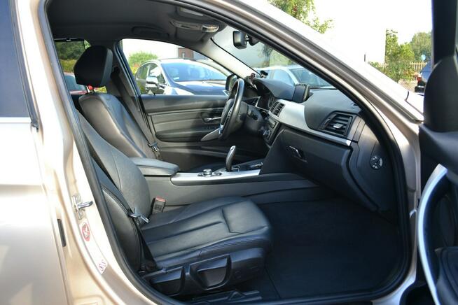 BMW 320 2.0D 163KM*Klimatyzacja*Nawigacja*Zarejestrowany*El. Klapa*KeyLessGo