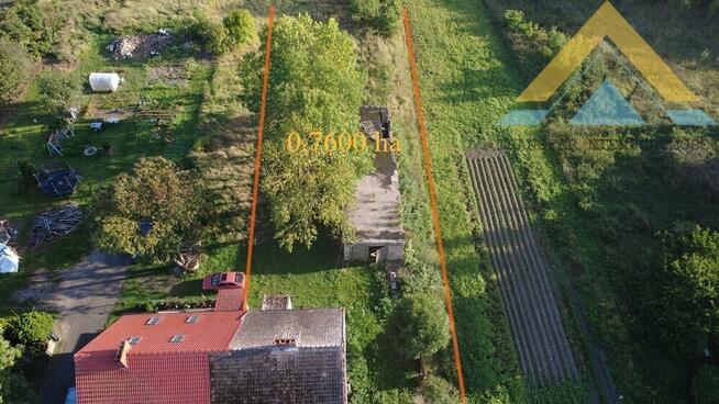 Pół domu do remontu z potencjałem, działka 150 tys