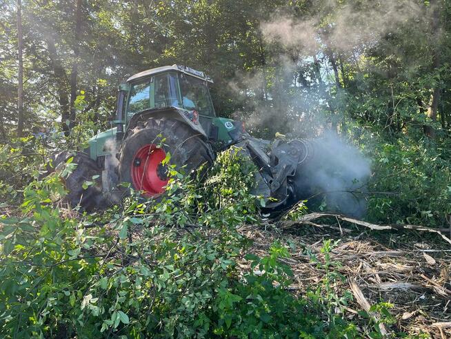 Mulczowanie w Chrzanów. Tel. 575-747-470 Karczowanie działek