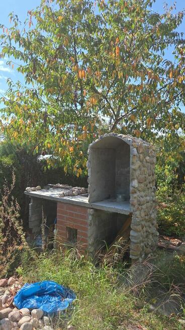 Działka ROD z murowaną altaną