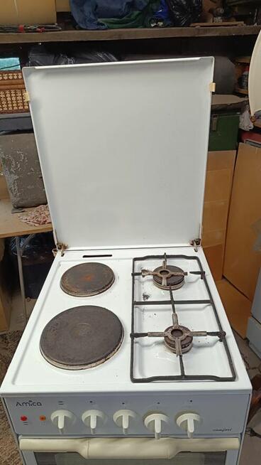 Kuchenka Gazowo/ elektryczna