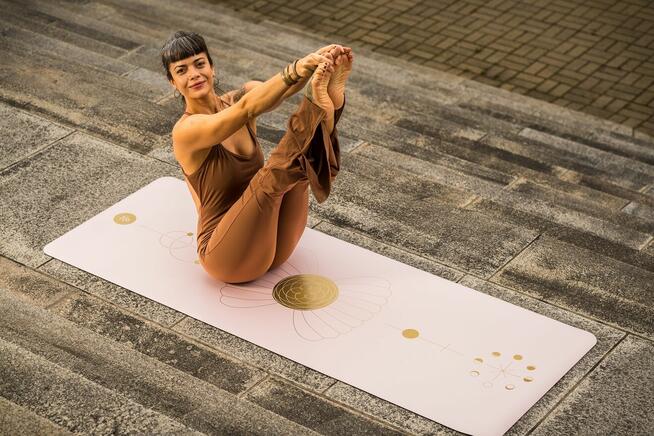 Sklep z matami, ubraniami i akcesoriami do jogi i medytacji