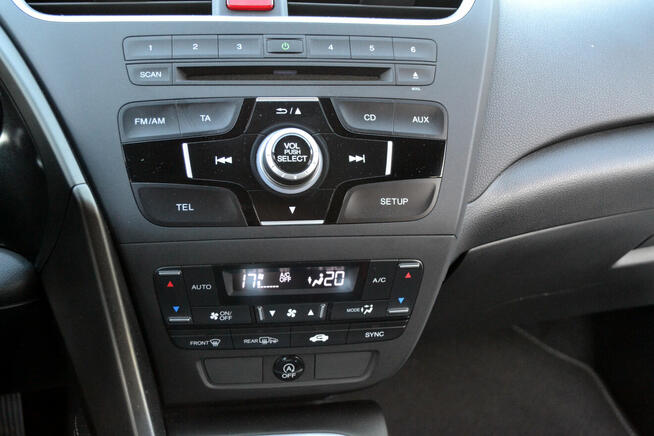 Honda Civic 1,8 141KM Klimatronic