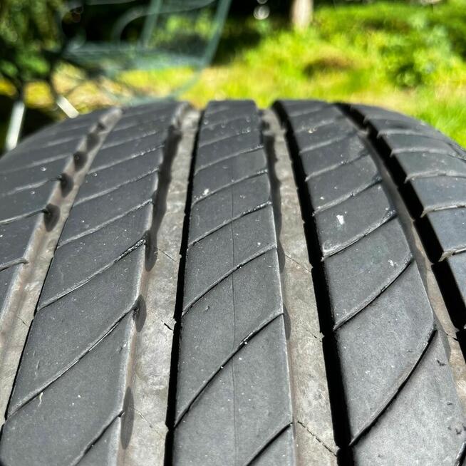 Koła 17 cali 5 x 112 z oponami 225/50, czujniki ciśnienia