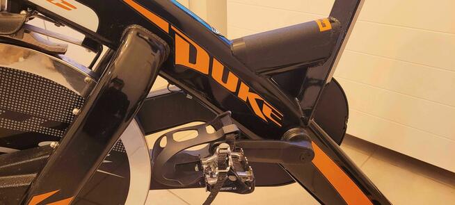 Rower spinningowy treningowy Duke Electronic BH Fitness