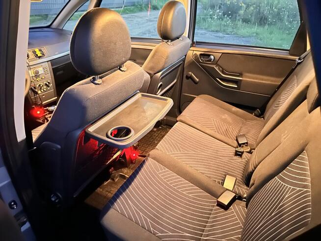 Sprzedam Opla Merivę 1,6 16v