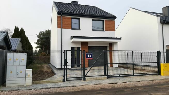 Dom Wolnostojący i Bliżniak 2-lokalowy Łomianki Dziekanów Le