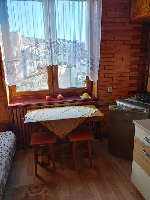 Wynajmę kawalerkę w ścisłym centrum Kielc