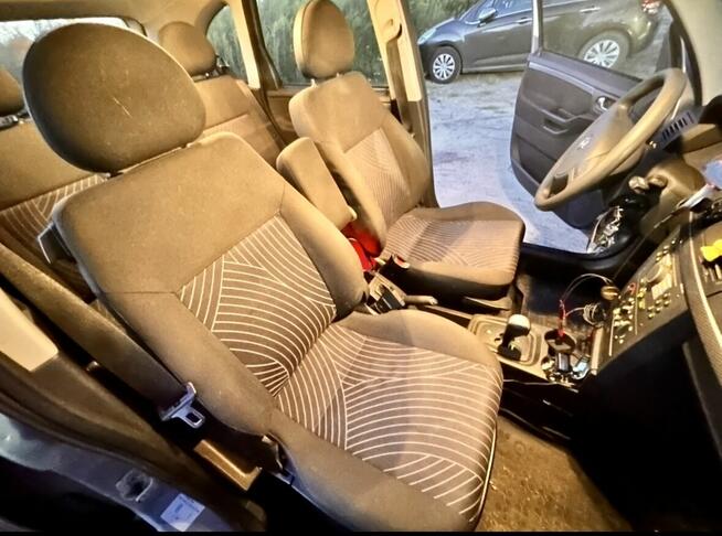 Sprzedam Opla Merivę 1,6 16v