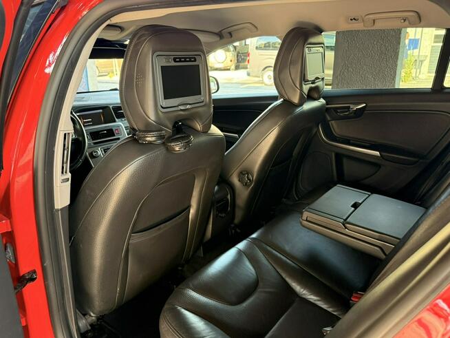 Volvo V60 2.4D5 205kM ! Summum ! Salon Polska ! DVD ! Blis ! Premium Sound! HAK!