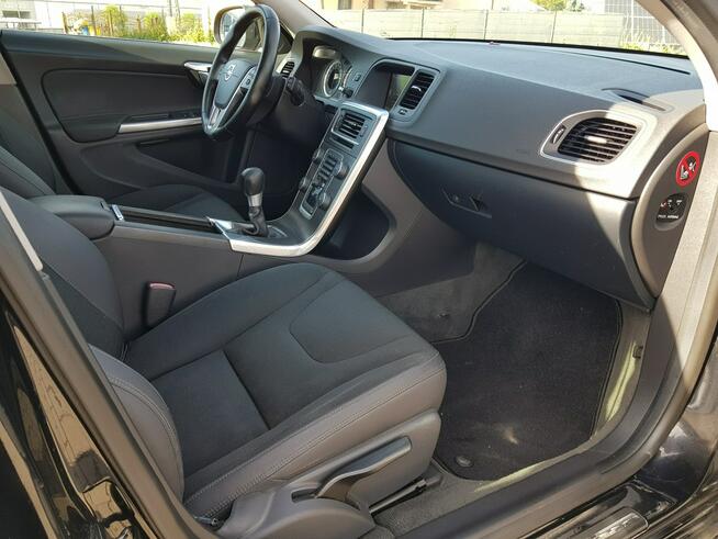 2,0D Momentum 5 cylindrowy Navi Zarejestrowany Gwarancja serwis Volvo