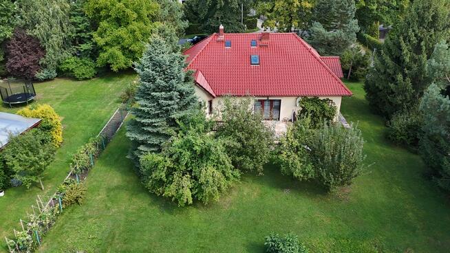 Duża działka, 4 pokoje, ogród i garaż, ul.Rybna