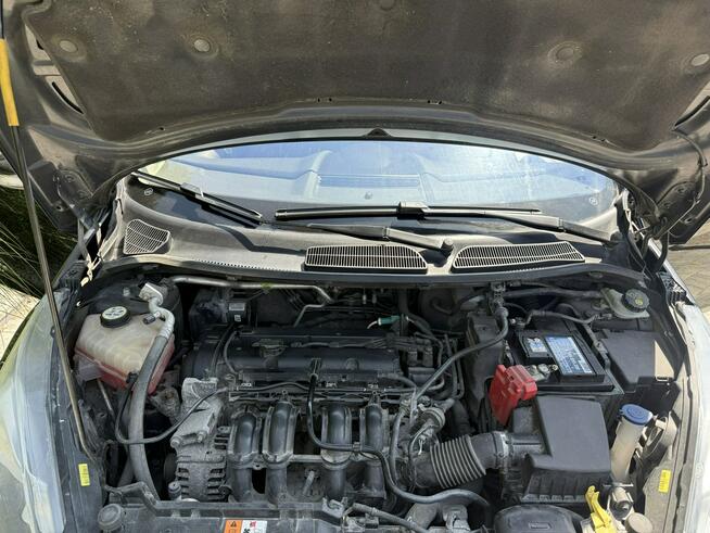 Ford Fiesta jak nowa !!! Niski oryginalny przebieg !!!