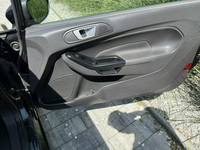 Ford Fiesta jak nowa !!! Niski oryginalny przebieg !!!