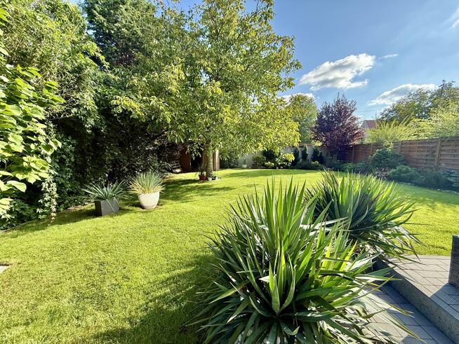 Dom Opole Chmielowice, Dworcowa