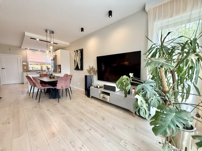 Dom Opole Chmielowice, Dworcowa