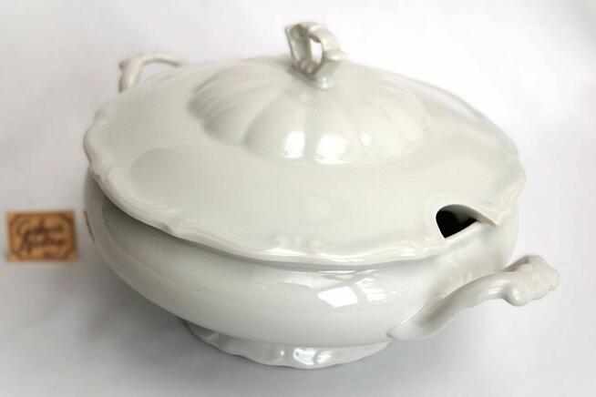 Porcelanowa waza na zupę Tielsch Wałbrzych, biała porcelana