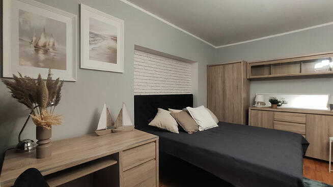 duży pokój dla studentów