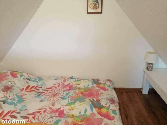 Całoroczny domek w Darłowie – 800 m² działki, 100 m od rzeki