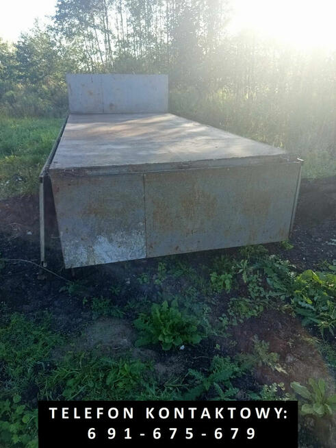 Przyczepa / platforma sadownicza