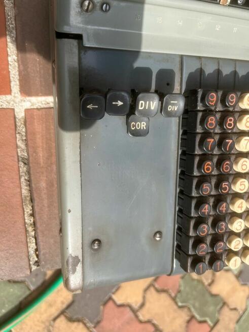 Mercedes Stara Maszyna Licząca Kalkulator