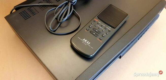 Odtwarzacz VHS AKAI VS-F12EDG z pilotem, darmowa wysyłka